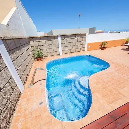 The Sunflower House - By Medano4you Casa vacanze